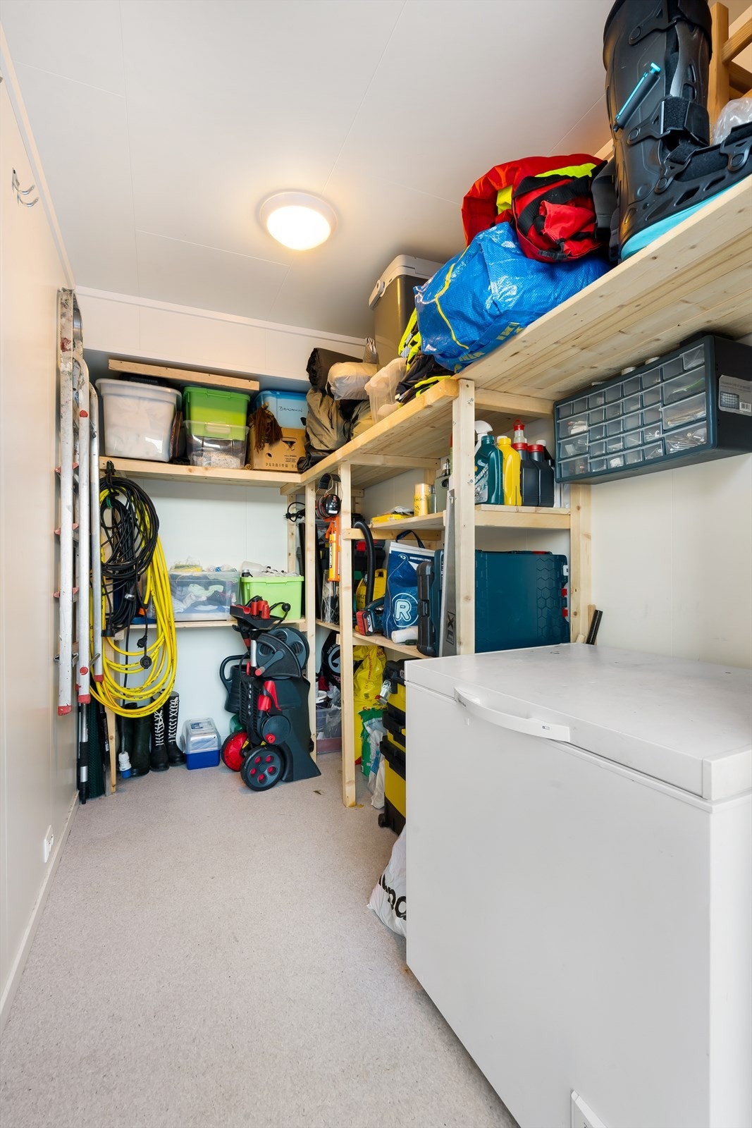 Dette er sportsboden, som står mellom huset og carporten. Galleribilde