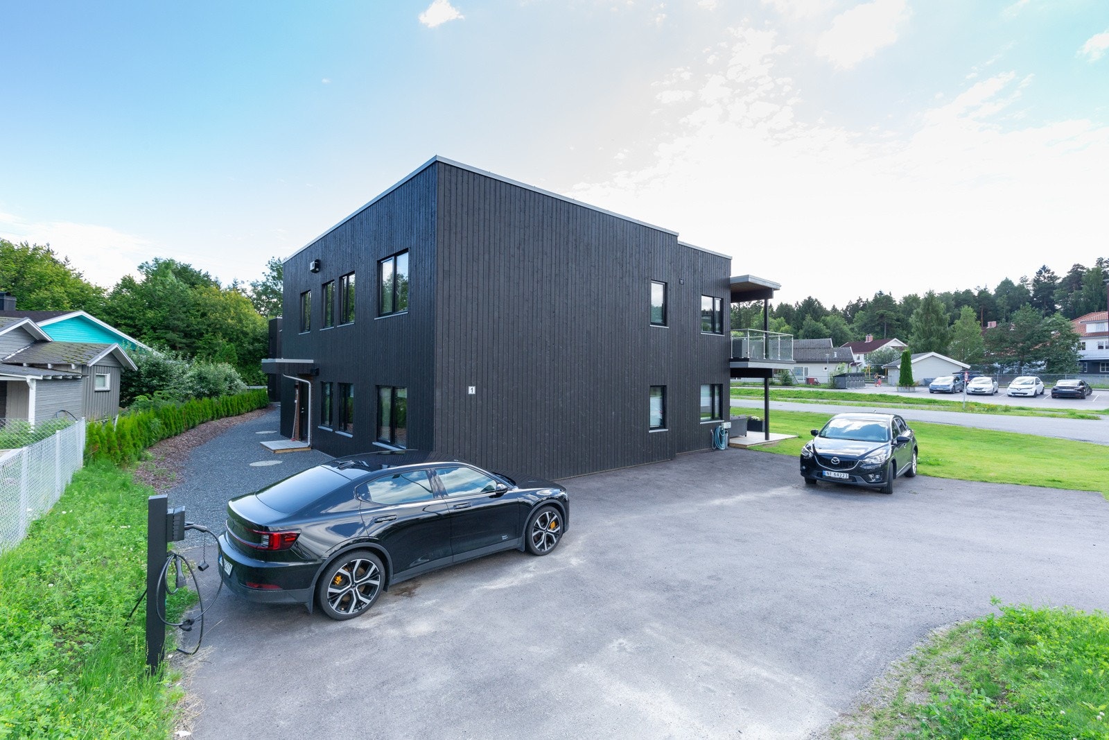 Parkering nesten rett på utsiden av døren Galleribilde