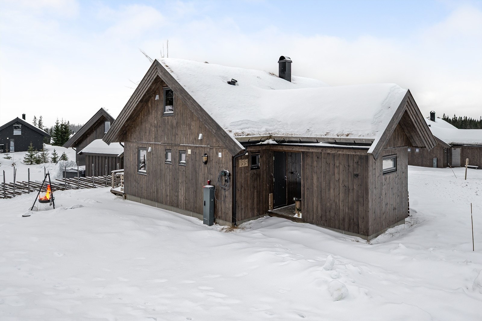 Hytta har en fin internbeliggenhet på området. Galleribilde