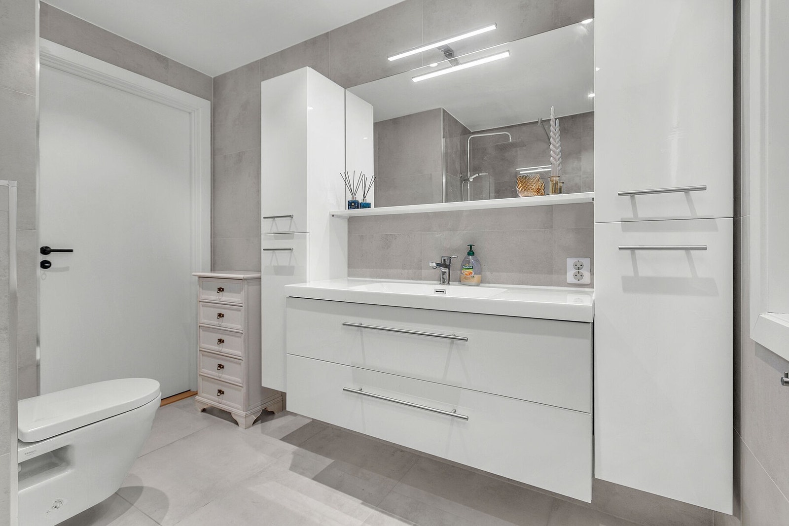 Pent og tidløst bad Galleribilde