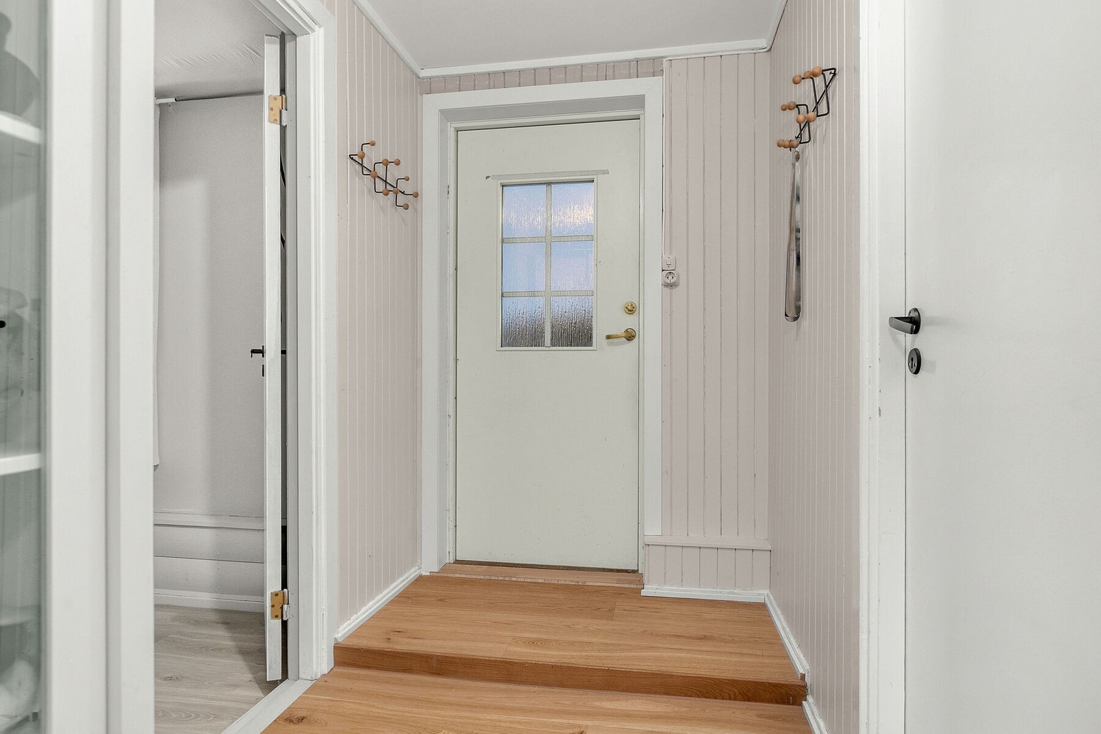 Underetasje - Inngang Galleribilde