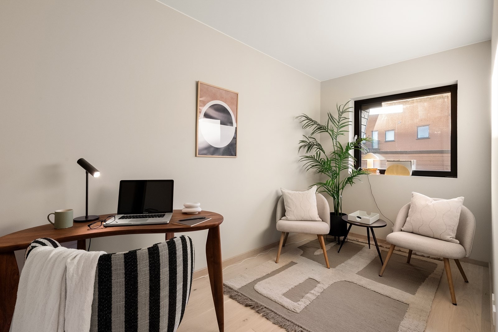 Det tredje soverommet kan benyttes som kontor. Galleribilde