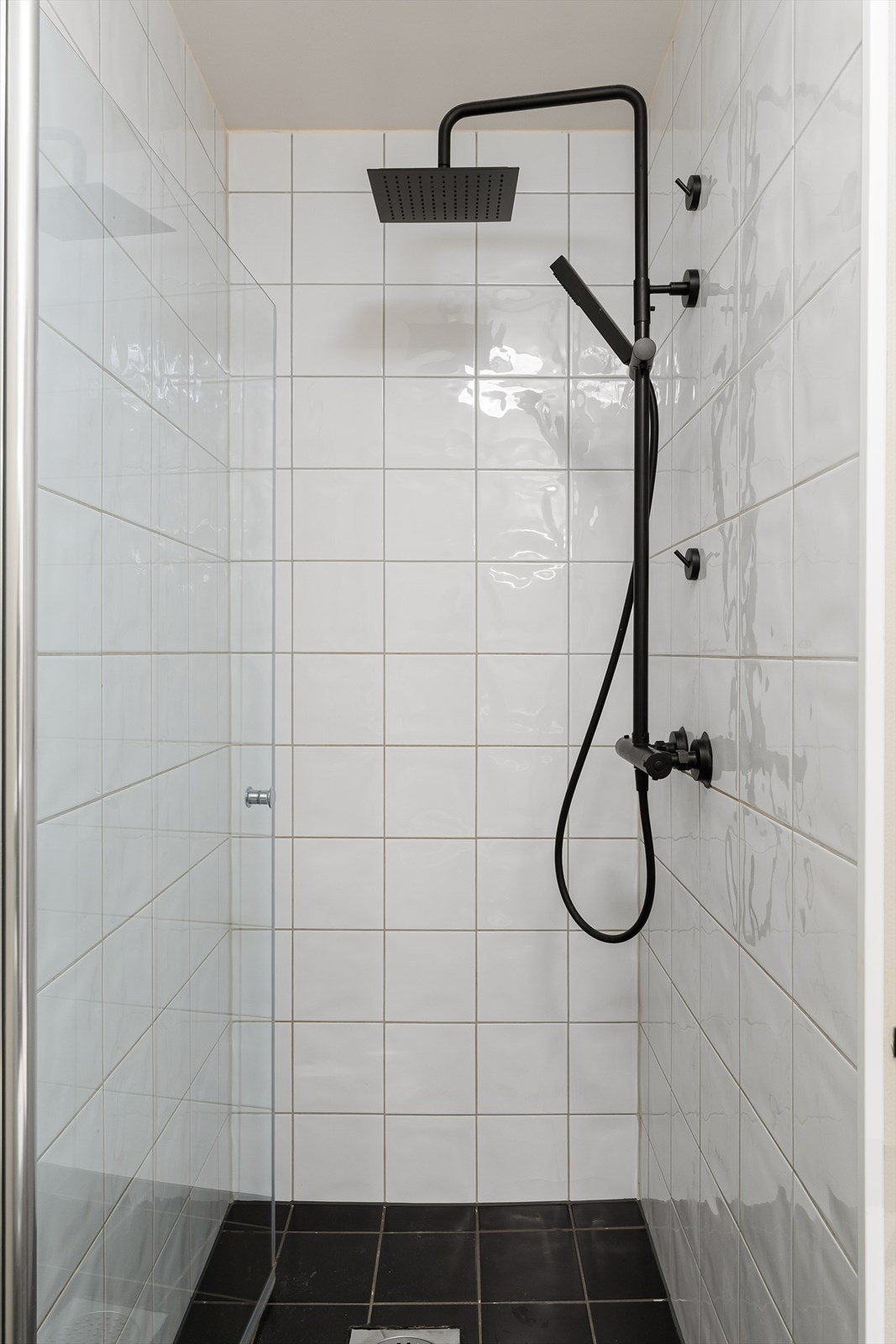 Flislagt dusjsone. Galleribilde