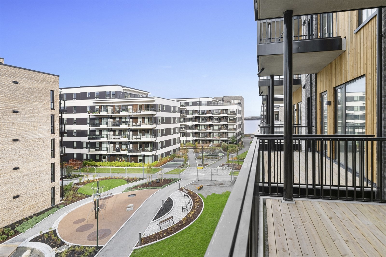 BS016.jpg Galleribilde