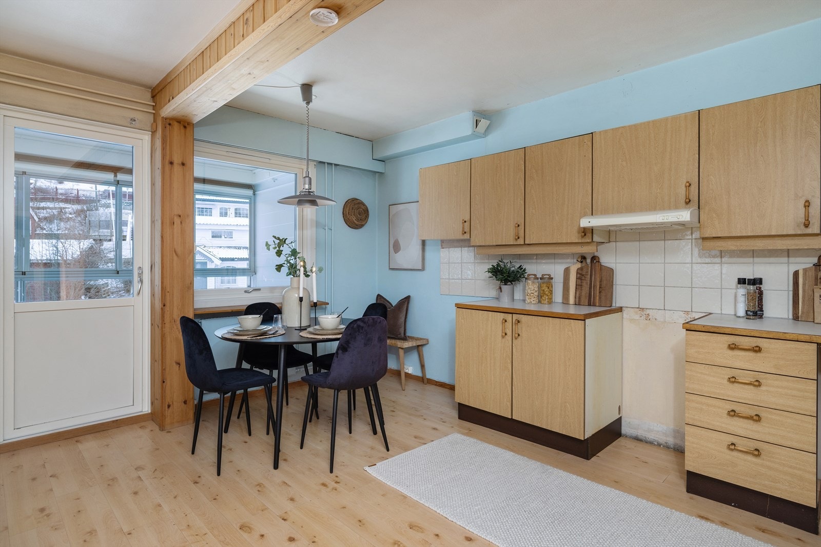 Utgang til balkong fra kjøkken Galleribilde