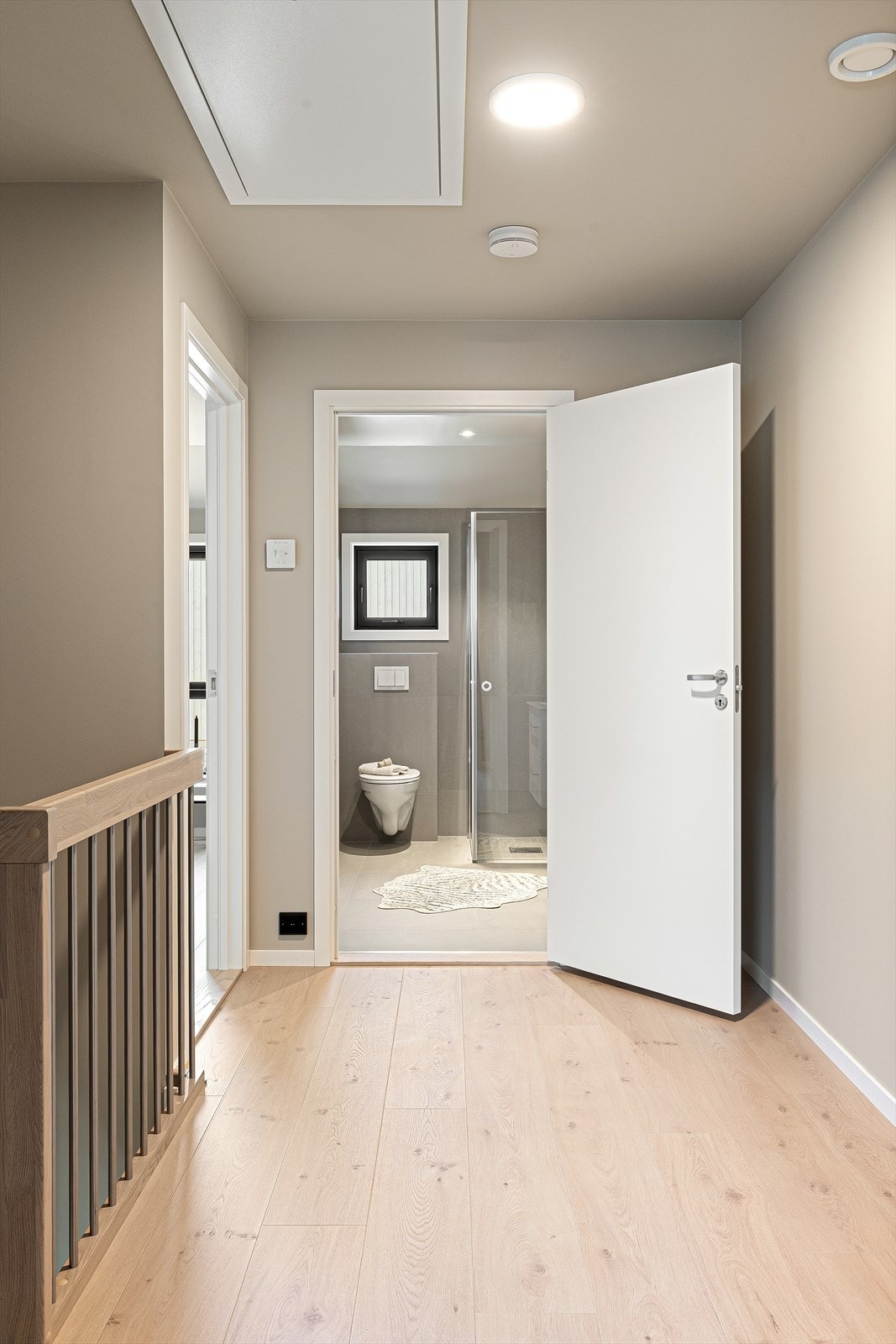 Gang 2. etg. (bilde tatt fra bolig 118) Galleribilde