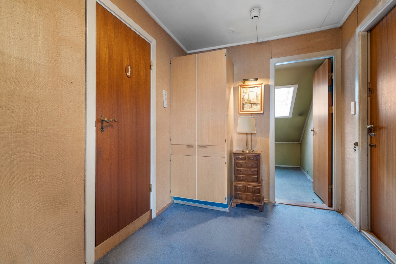 Leiligheten har adkomst via entré/gang som fordeler videre til leilighetens øvrige rom Galleribilde