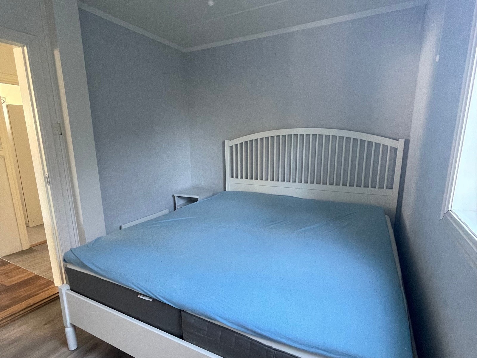 Soverom med stor seng (som er inkludert) Galleribilde