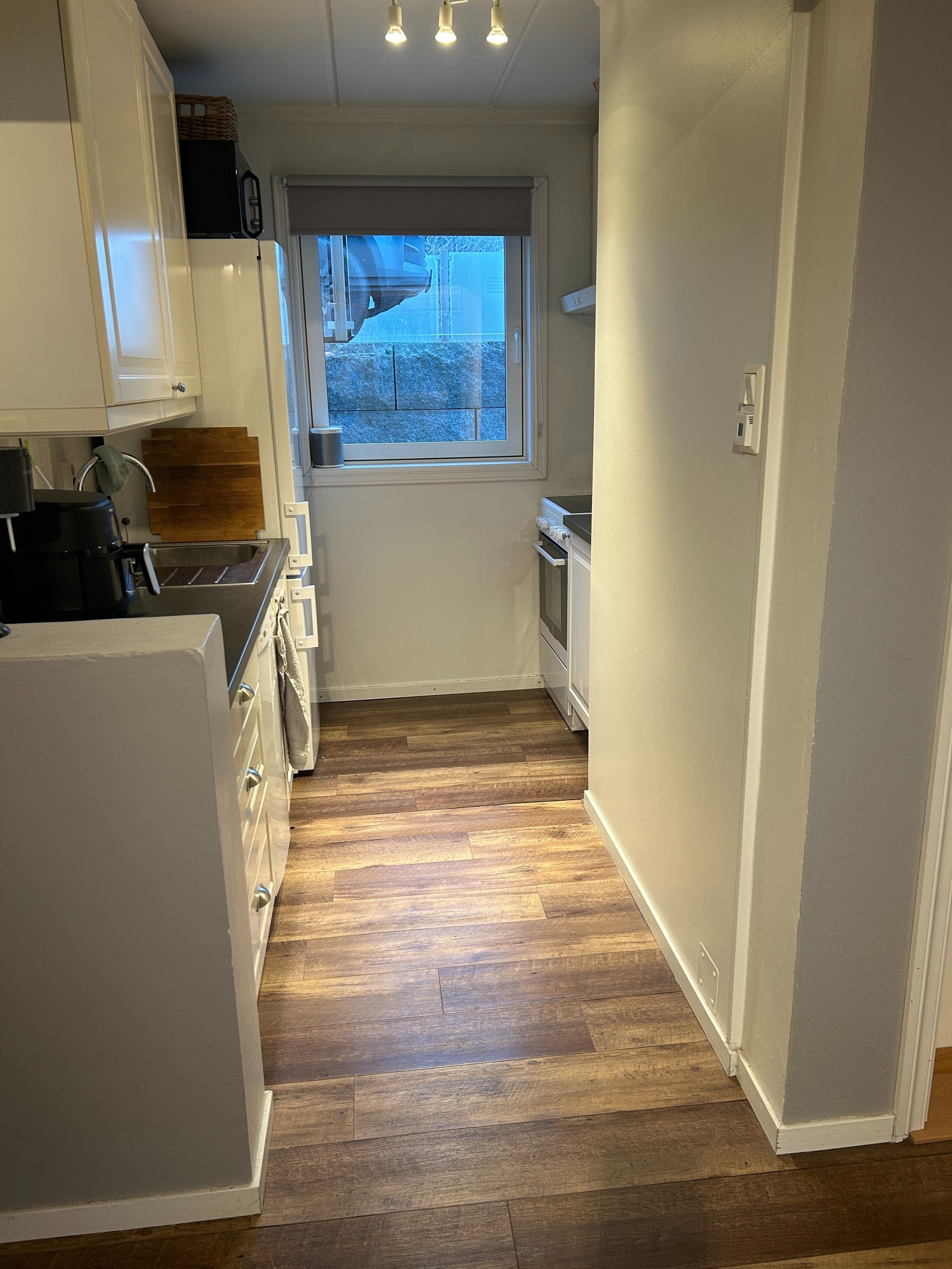 Hvitevarer er inkludert på kjøkkenet Galleribilde