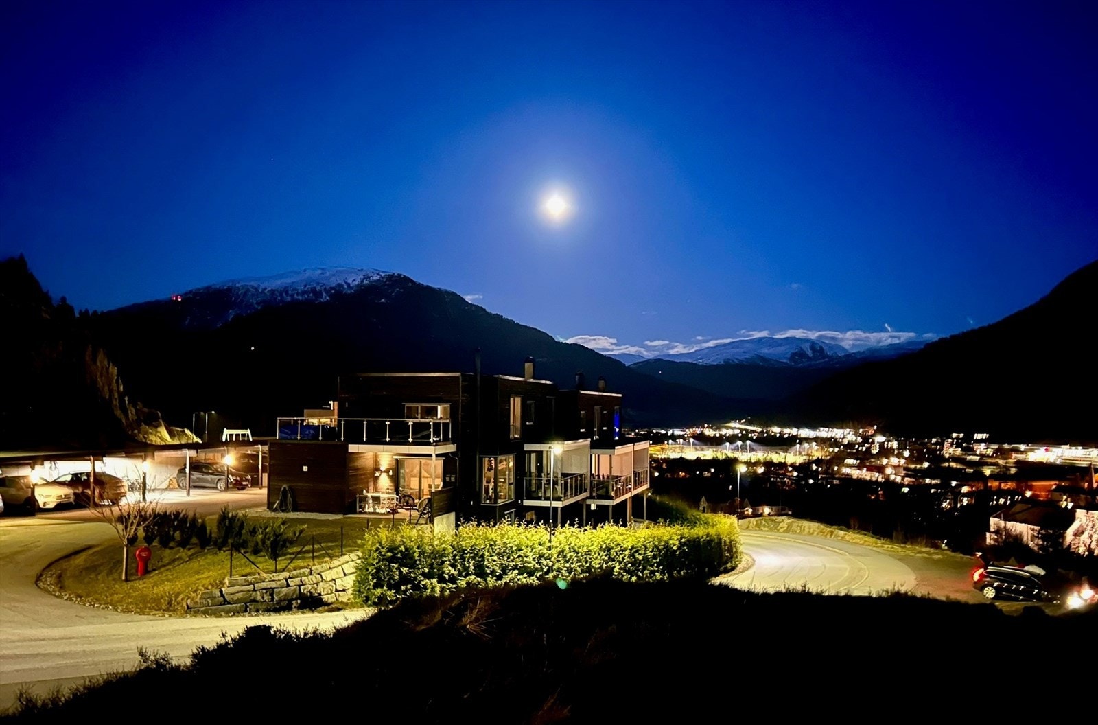 Her er det fint når det er mørkt ute også. Galleribilde