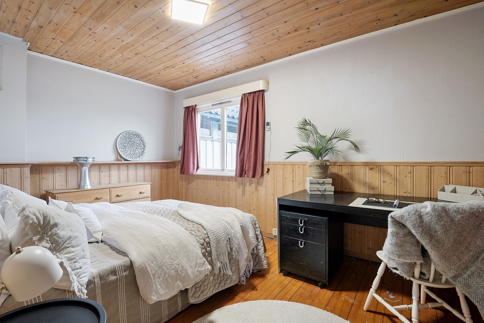 Soverom i 1. etasje Galleribilde