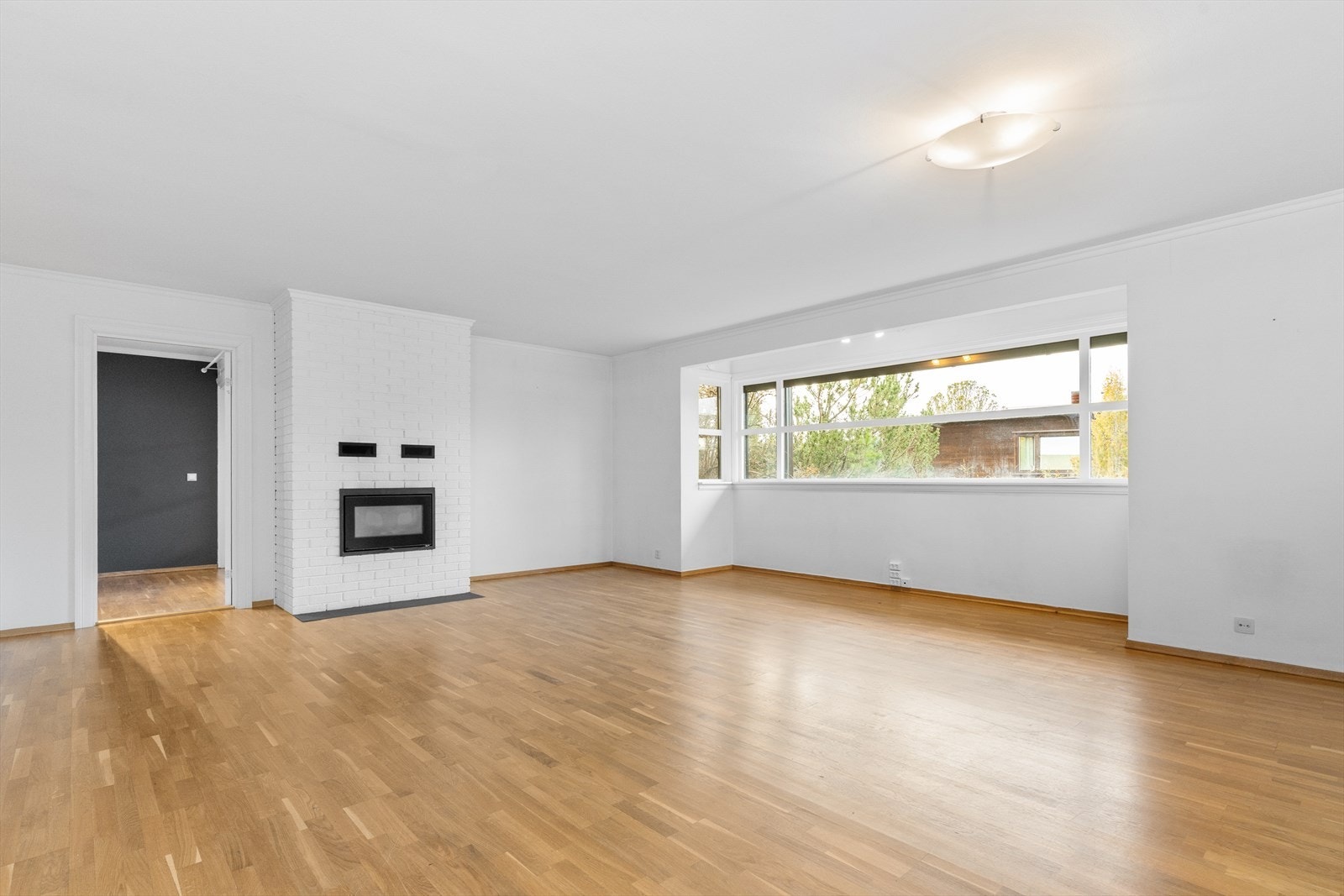 Ildsted i begge etasjene. Galleribilde