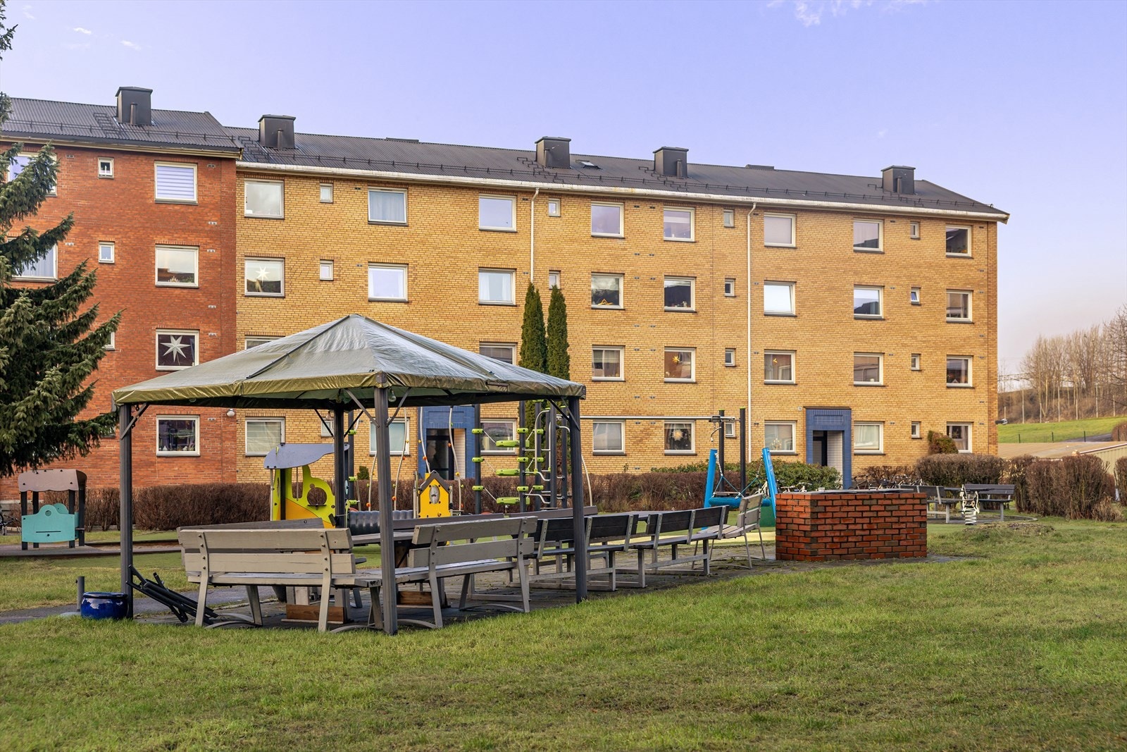 Området er kjent for sitt trivelige naboskap og gode vilkår for barneoppvekst. Galleribilde