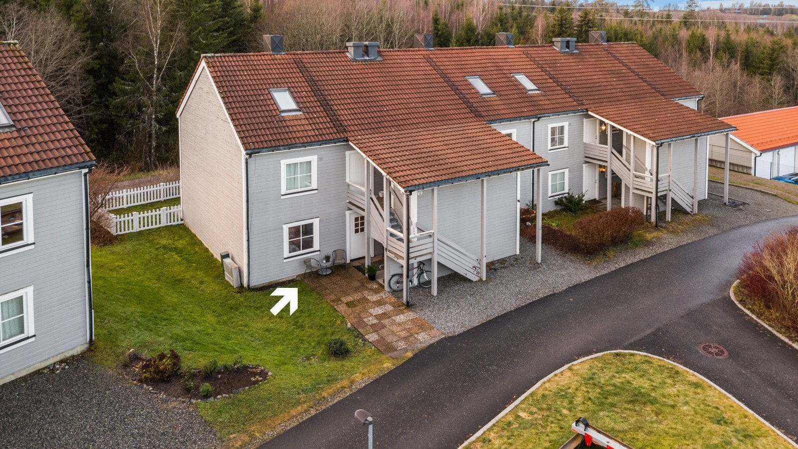 Lokalmegleren & Partners v/Thomas Isaksen ønsker deg velkommen til Brønnerudveien 12A Galleribilde