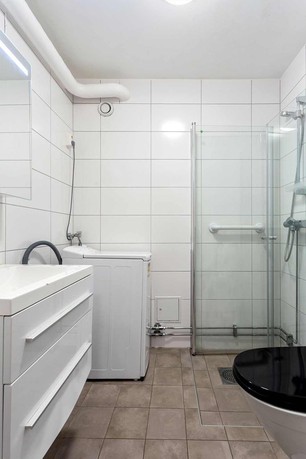 Flislagt bad som ble renovert i 2017 (i regi av borettslaget) Galleribilde