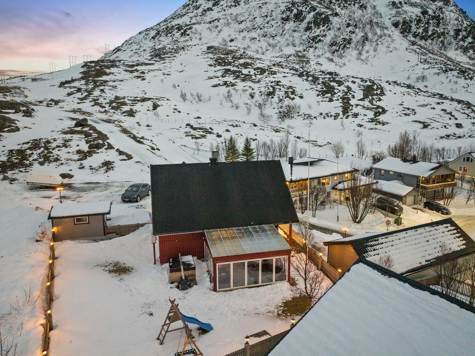 Inngjerdet hage Galleribilde