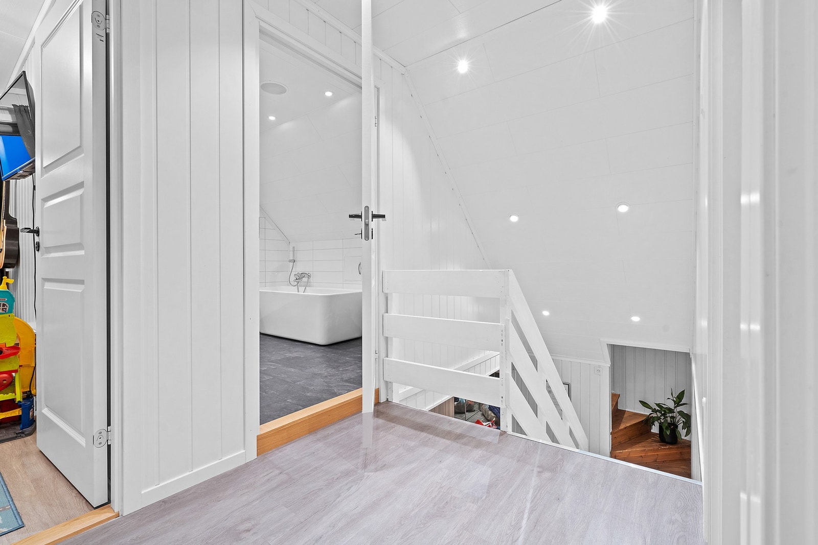 Gang / Trapperom i 2 etg Galleribilde