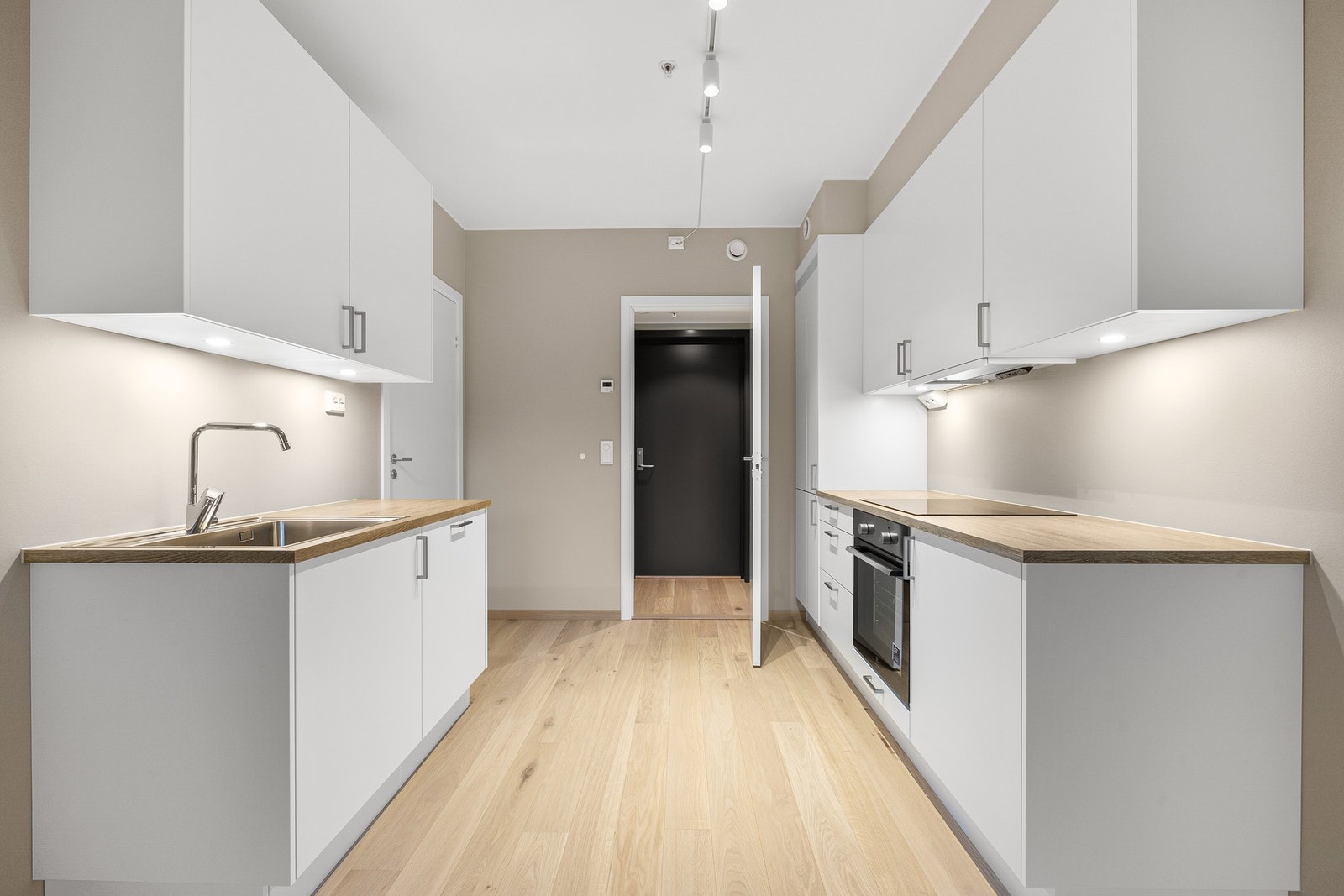 Pent kvalitetskjøkken levert av Sigdal. Galleribilde