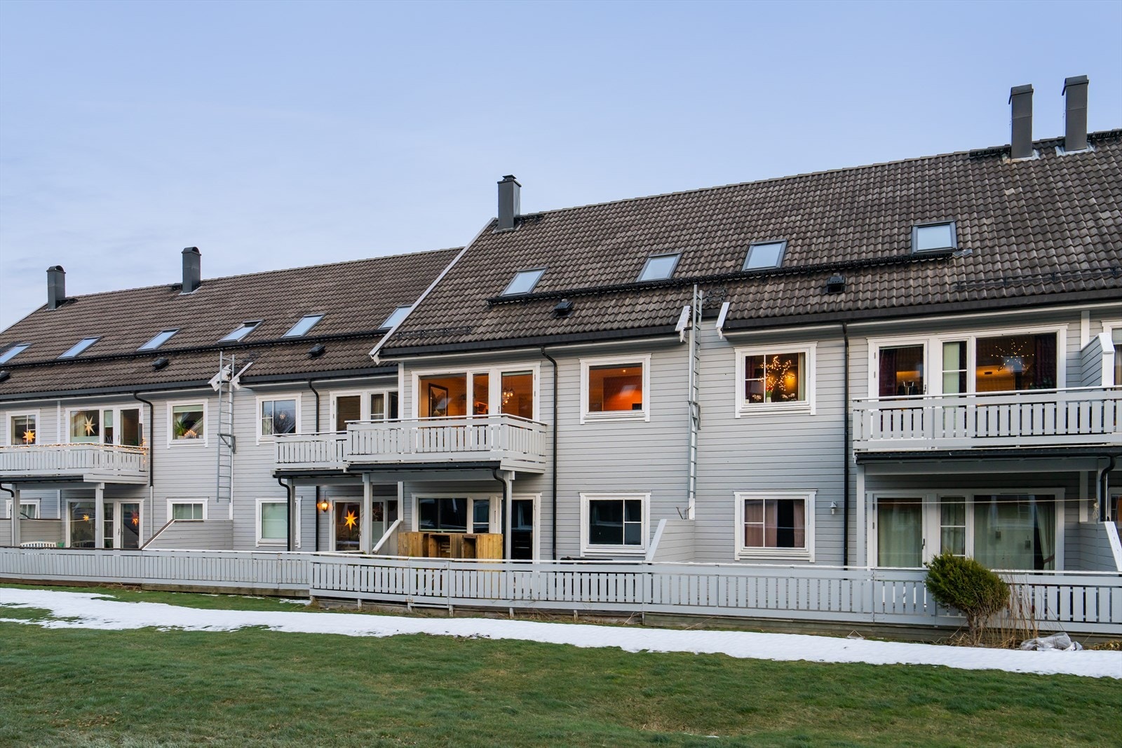 Bodin Alle Borettslag En er et populært borettslag med en sentral beliggenhet i Rønvika, med kort vei til meste som blant annet flotte turområder som Maskinisten. Galleribilde