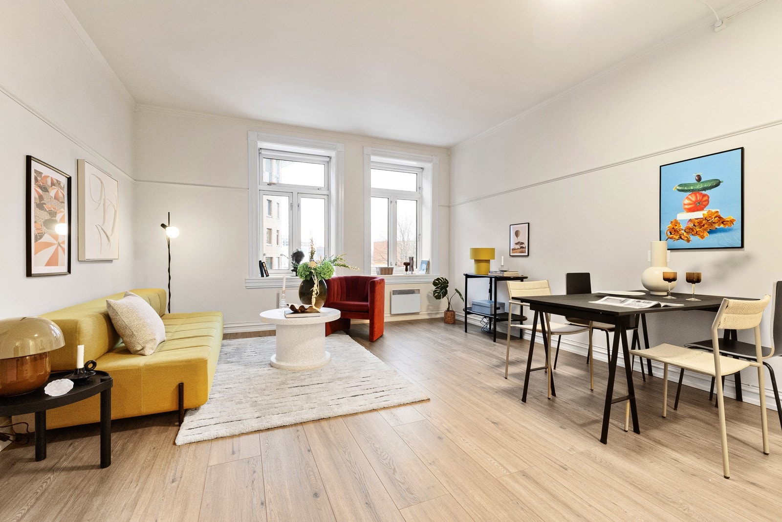 Velkommen til Munkedamsveien 59 - Her har vi gleden av å presentere en lys og innholdsrik 3-roms med ettertraktet beliggenhet på Vika rett ved Tjuvholmen og Aker brygge. Galleribilde