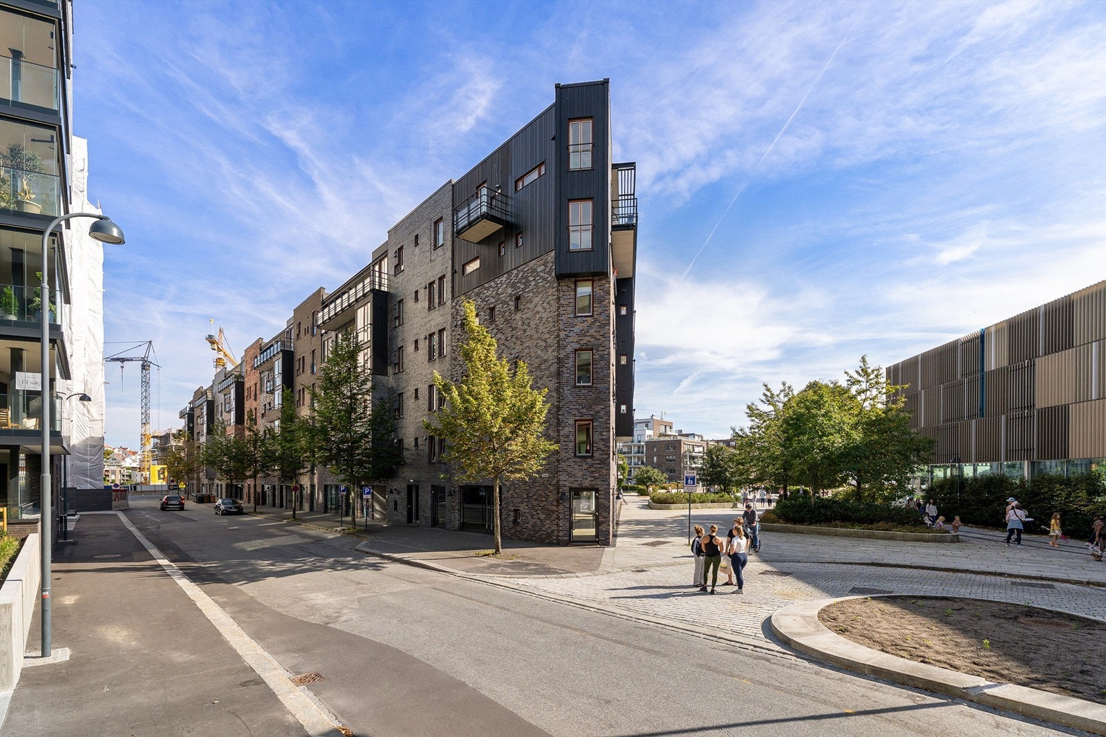 Her er det svært enkelt og kort avstand til alt Bystranda og Tangen har i by på Galleribilde