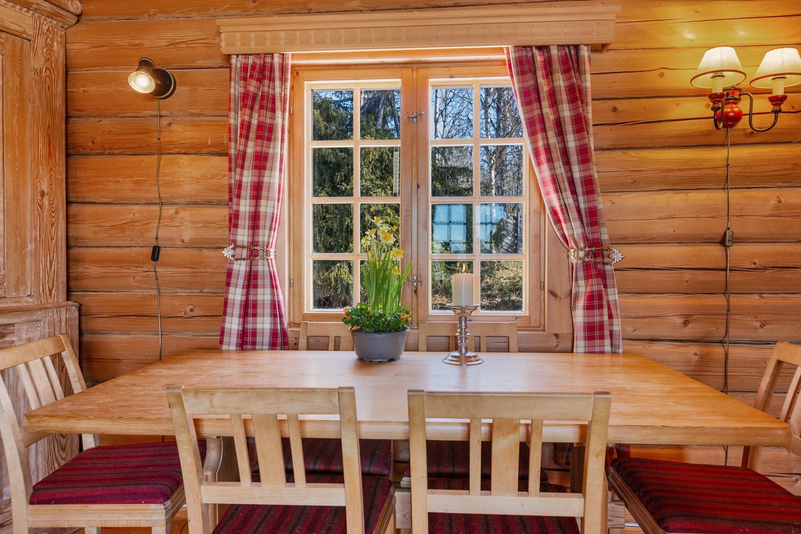 Hyggelig spiseplass. Galleribilde