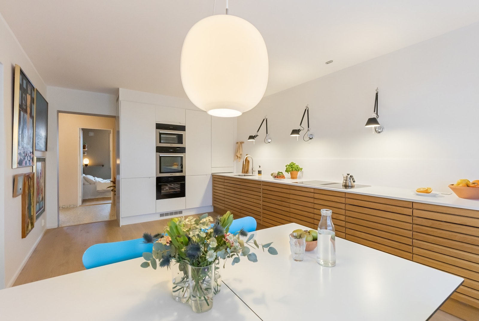 Leiligheten er omfattende og moderne oppgradert i 2020/2021 Galleribilde