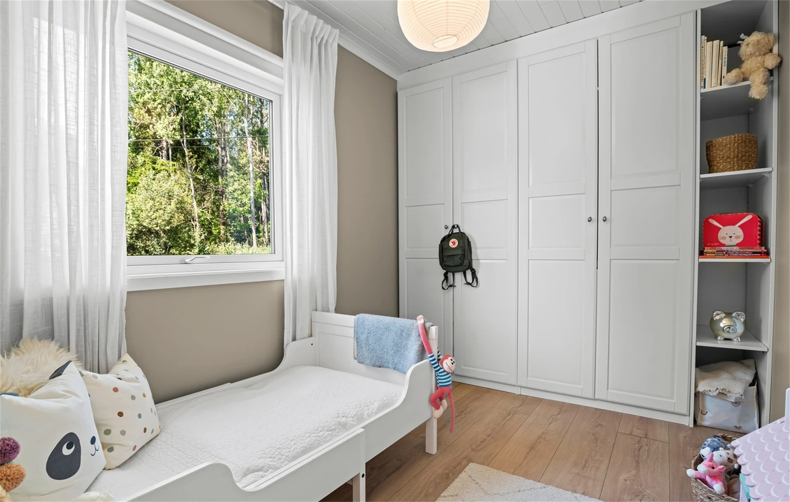 Et av tre soverom. Galleribilde