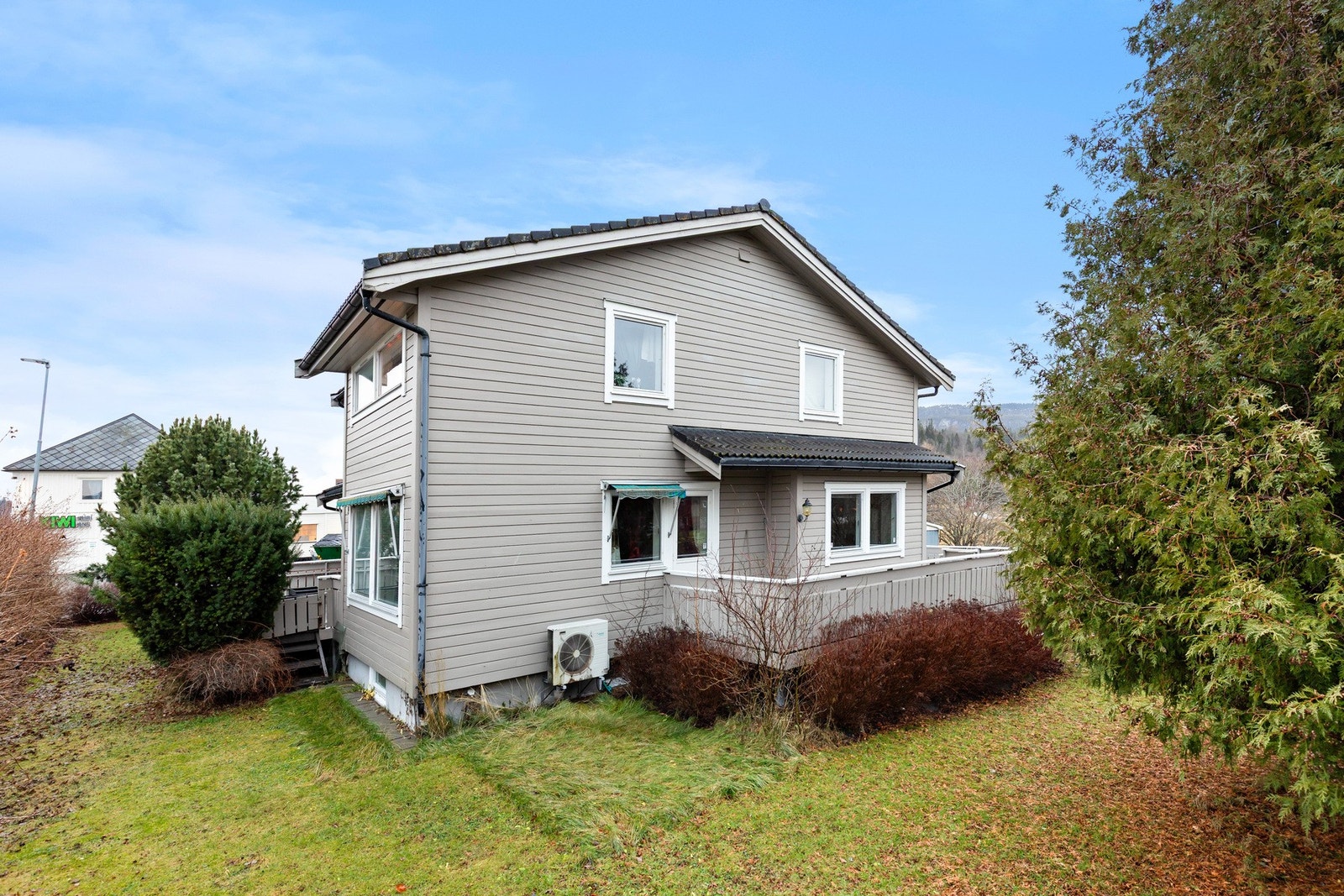 Stor og flott tomt på nesten 2,4 mål. Galleribilde