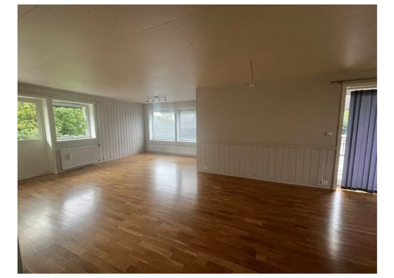 Stor stue på hele 45 kvm. Galleribilde