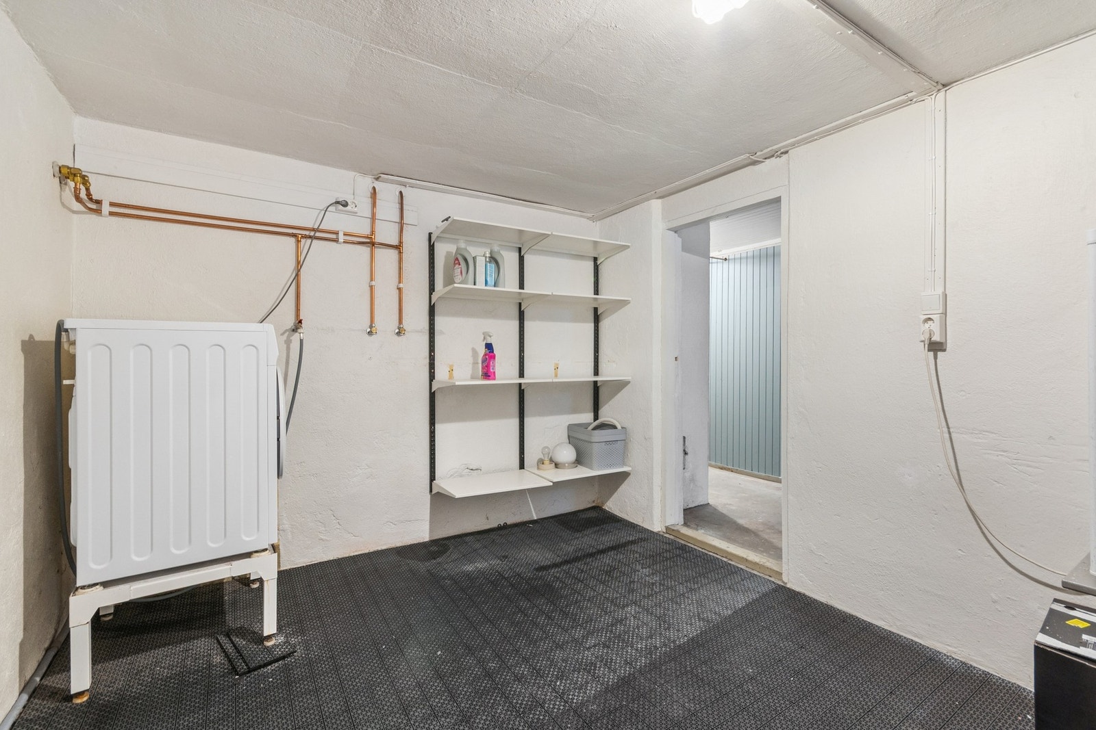 Vaskerom Galleribilde