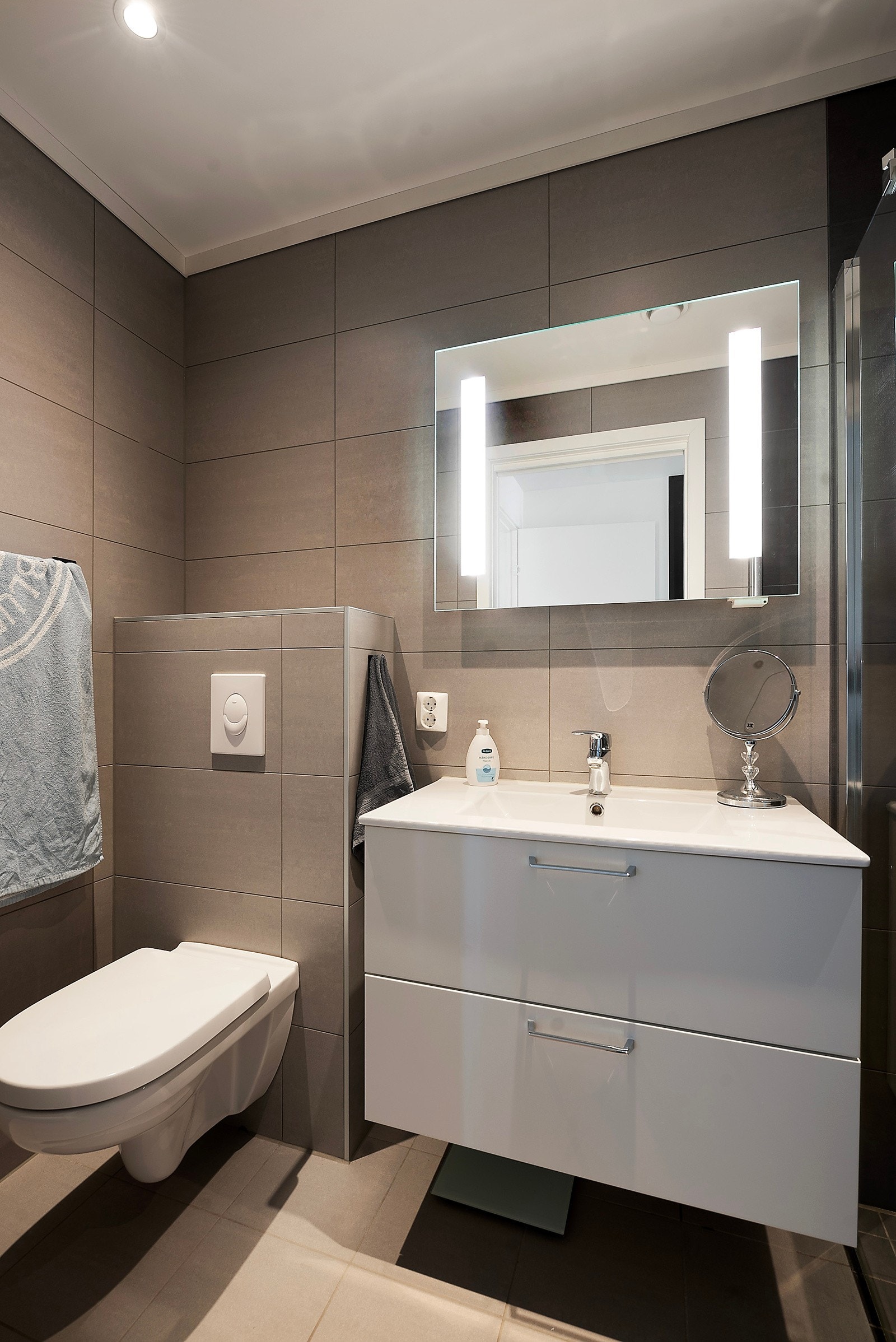 Bad nr 2 til hovedsoverommet Galleribilde