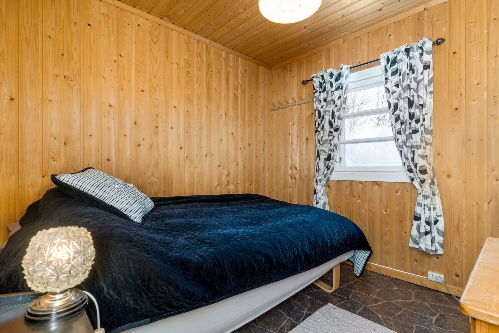 Hytta har to romslige soverom. Galleribilde