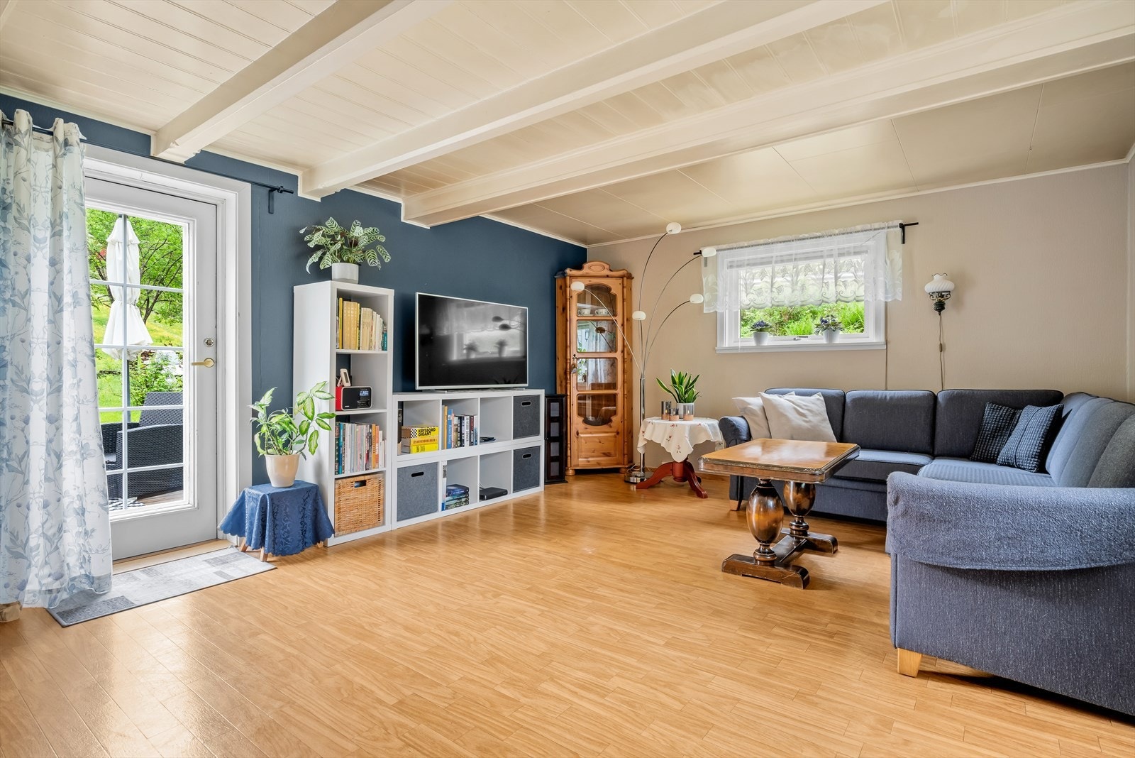 Her er det god plass til å møblere i forskjellige soner, etter eget ønske. Galleribilde