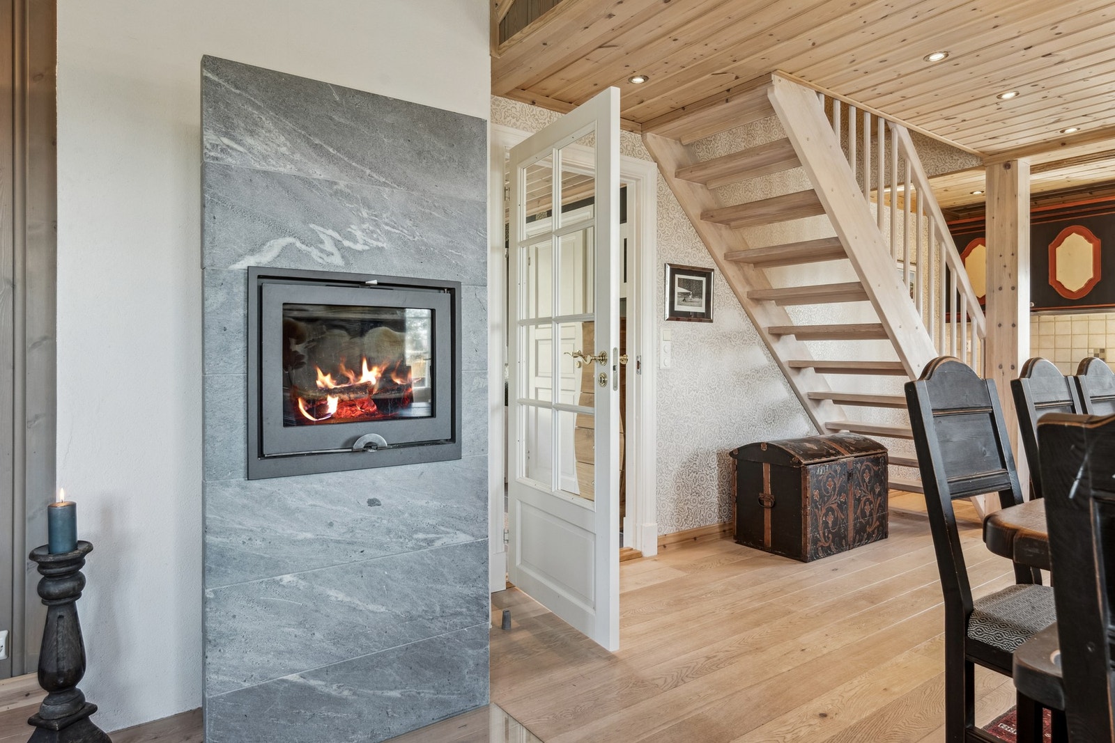 Peisen gir god varme i den kalde årstida. Galleribilde