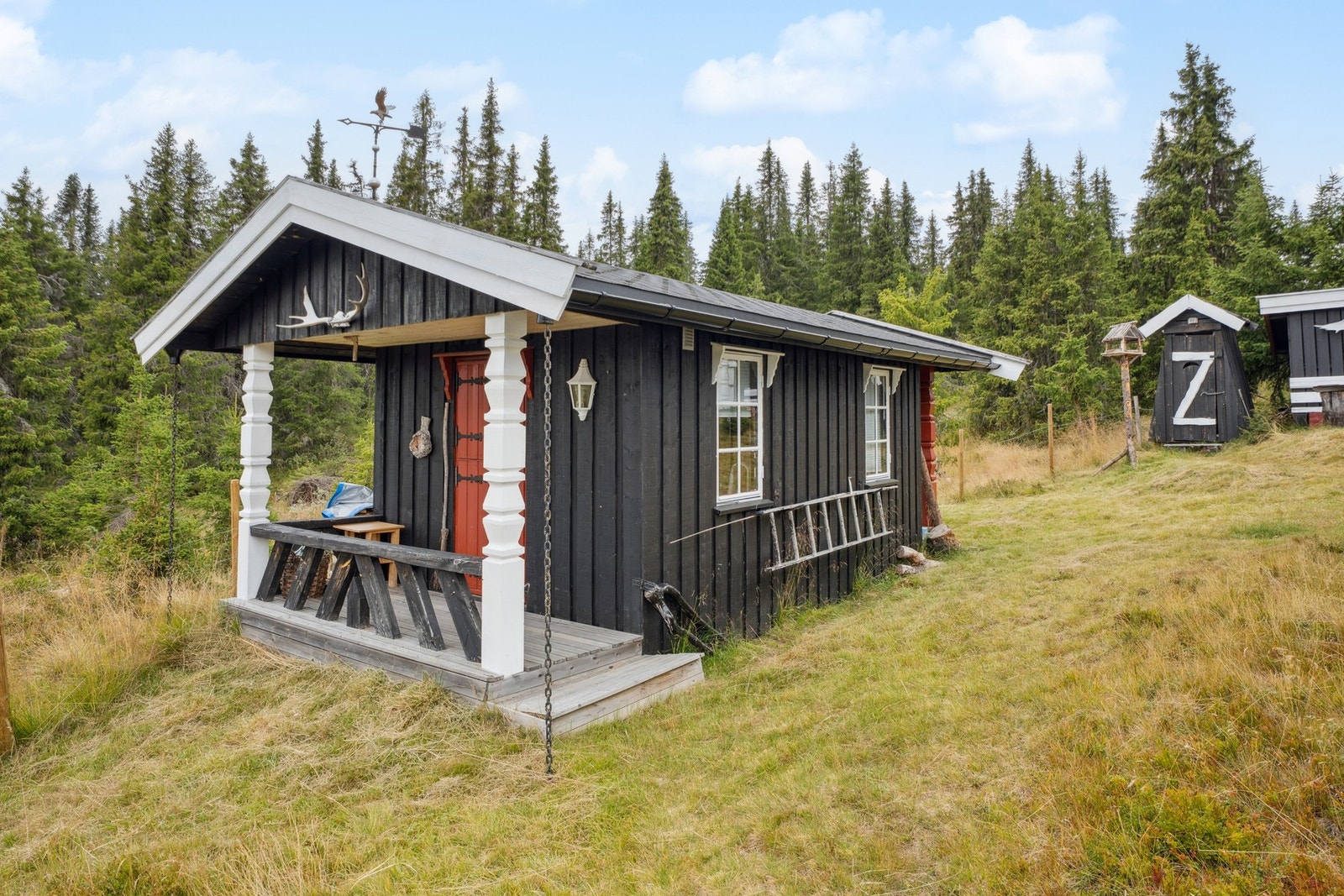 Annekset er oppført i 2007, i samme materialer og farger som resten av eiendommen, som gir et godt helhetlig inntrykk. Galleribilde