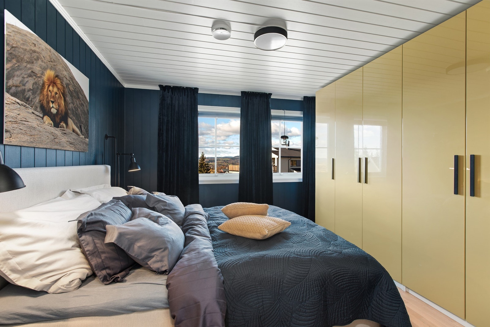 Soverom I Galleribilde