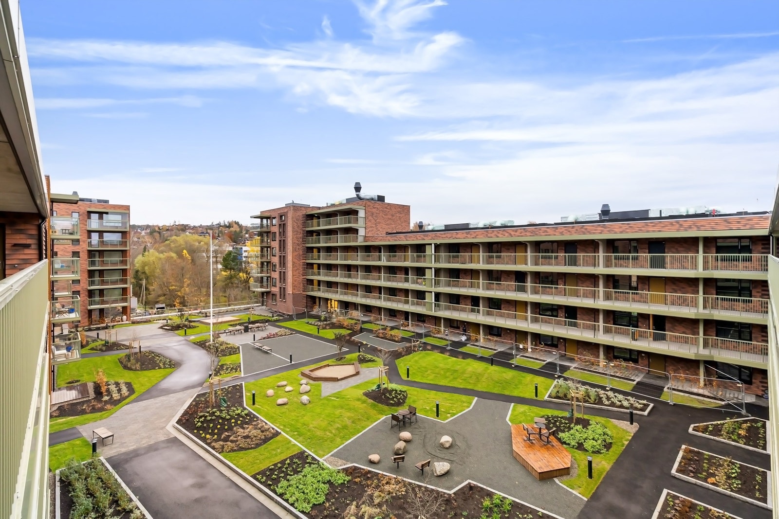 Leiligheten er helt ny og kan blant annet by på 5 års utbyggergaranti og det attraktive MER-konseptet som gir tilgang på flere gode fellesrom Galleribilde