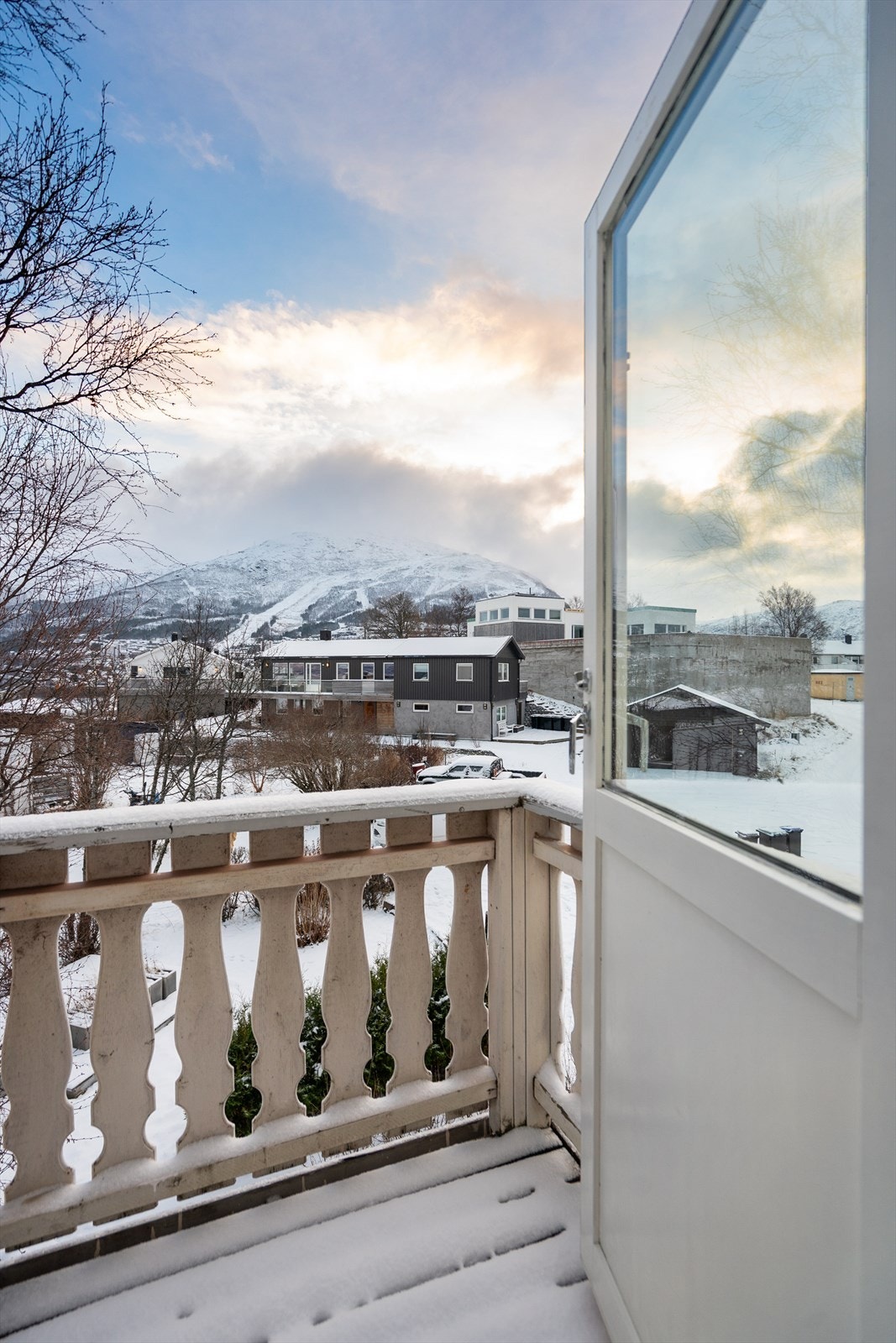 Fra soverom 3 er det utgang til en luftebalkong Galleribilde