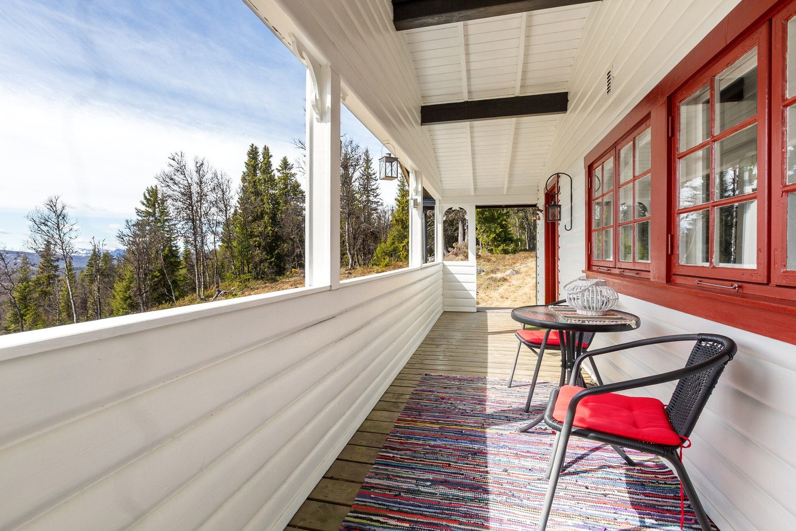 Overbygd terrasse. Galleribilde