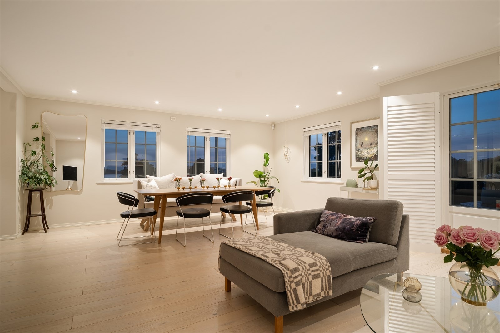 Stue/spisestue Galleribilde