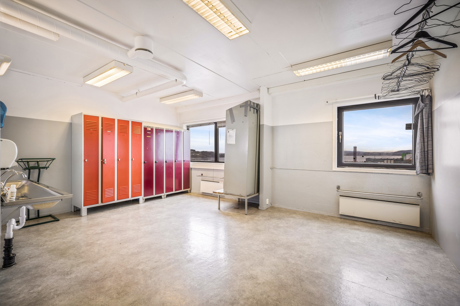 Garderobe Galleribilde