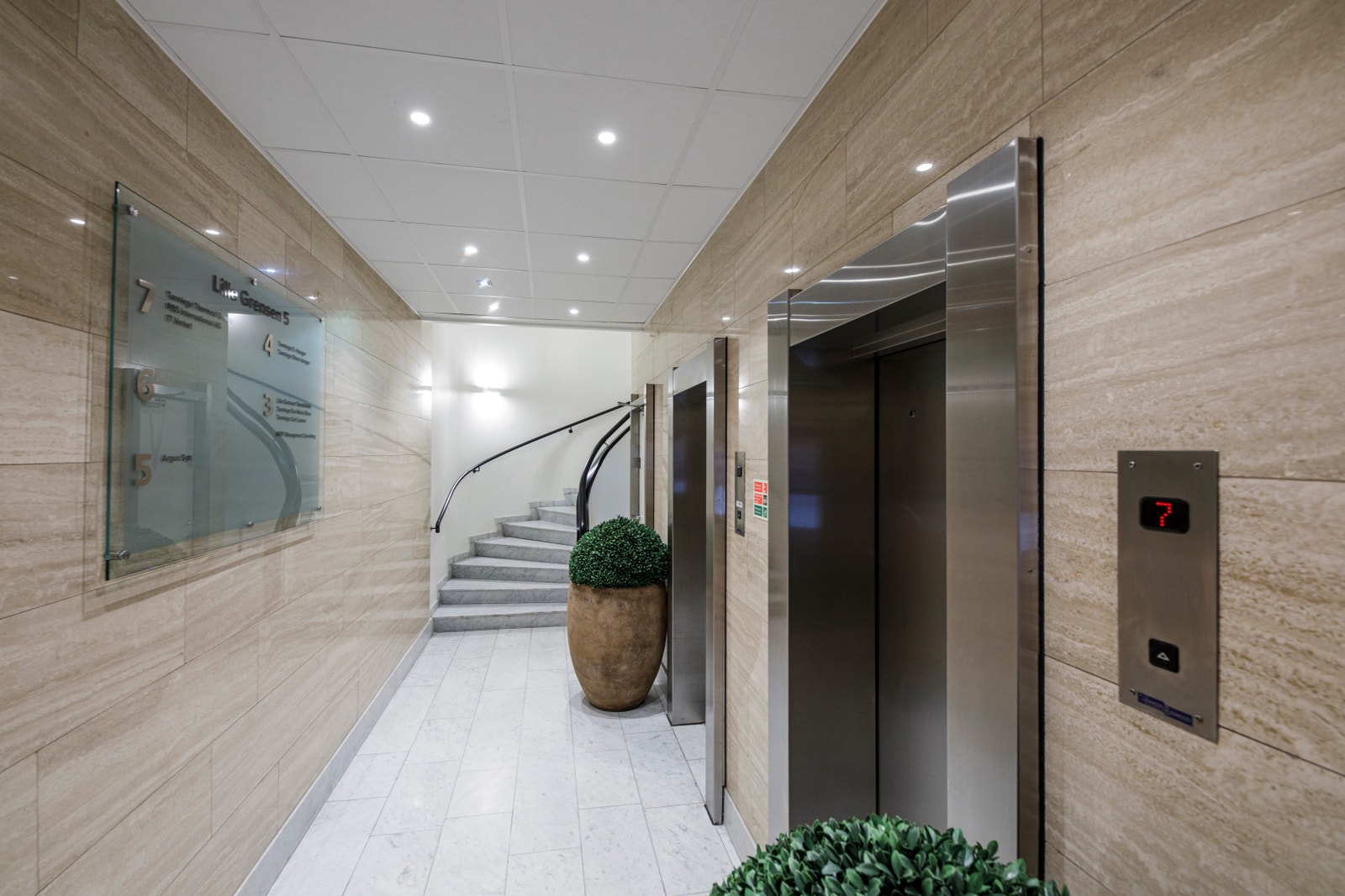 Inngangsparti Galleribilde