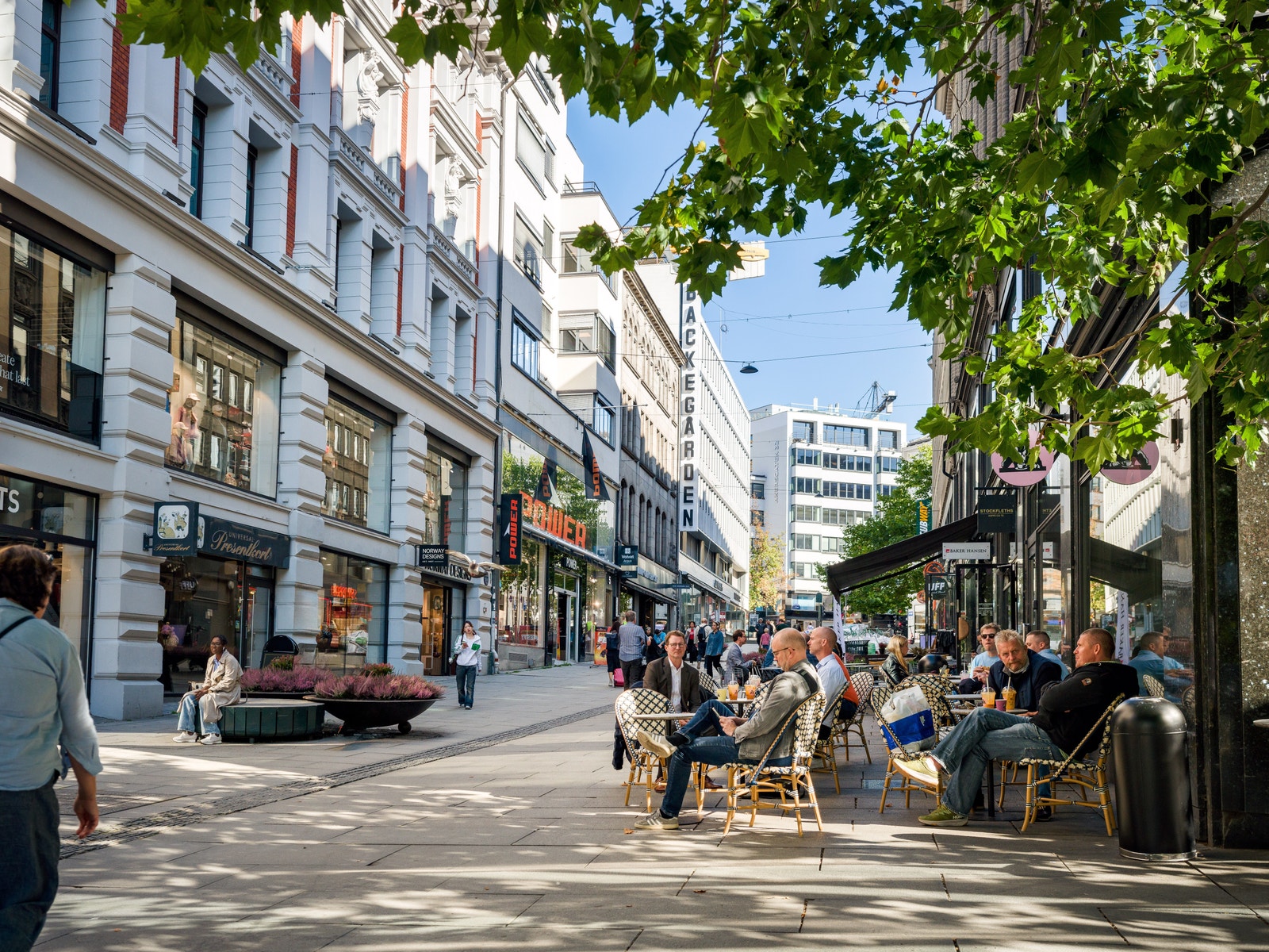Meget sentral beliggenhet, mellom Karl Johan og Grensen Galleribilde