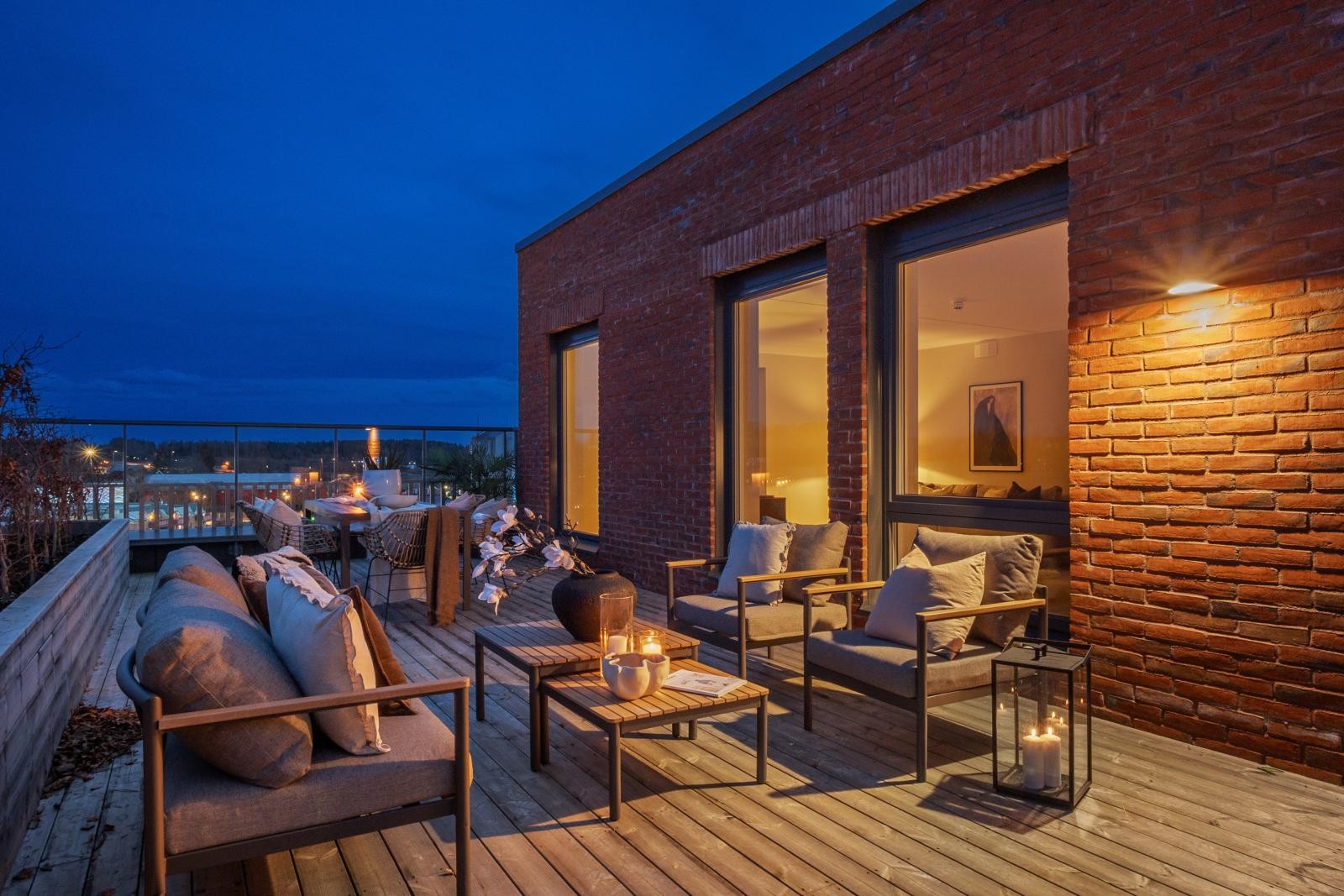 En flott 4-roms selveierleilighet i toppetasje (6 etg) med garasjeplass! Galleribilde