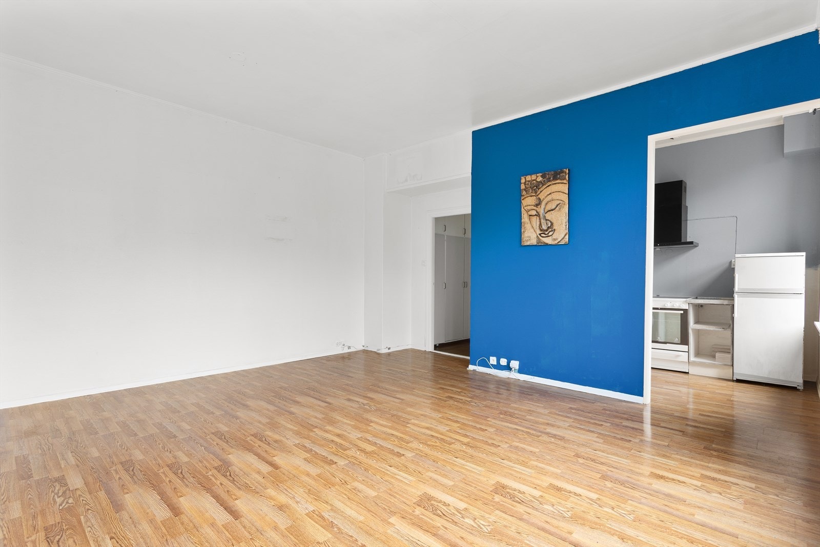 Leiligheten er et oppussingsobjekt med stort potensial - her kan du skape din egen drømmeleilighet! Galleribilde