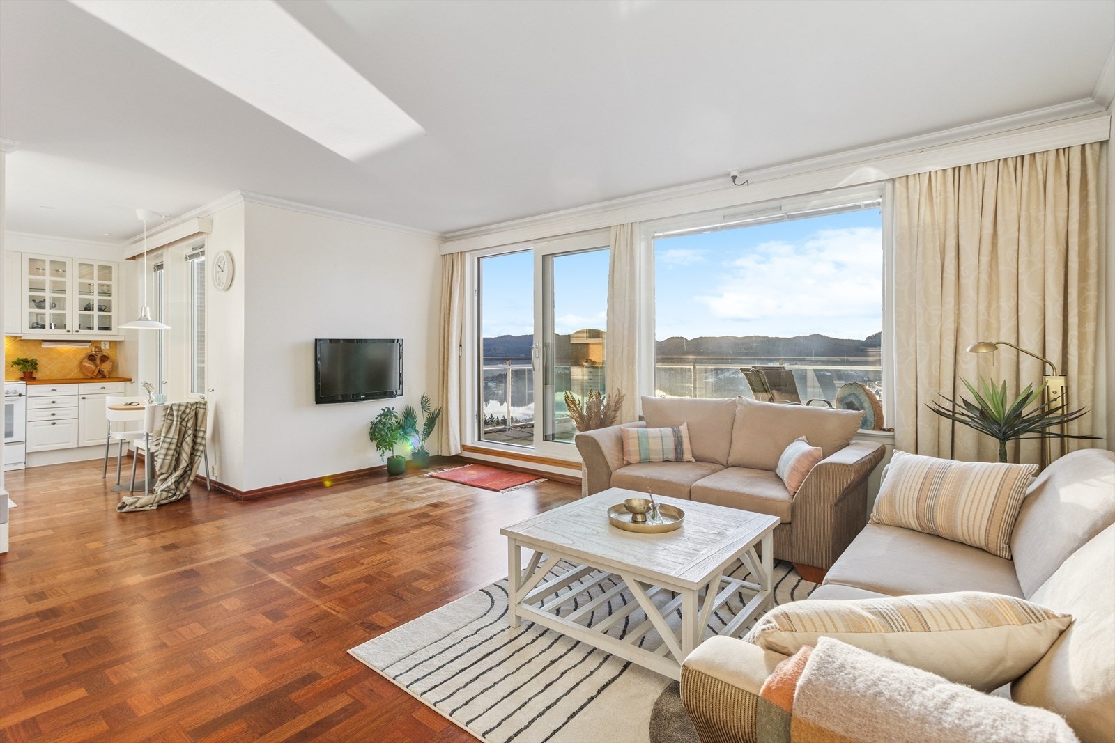 Velkommen til Hatlestadlia 152! Galleribilde