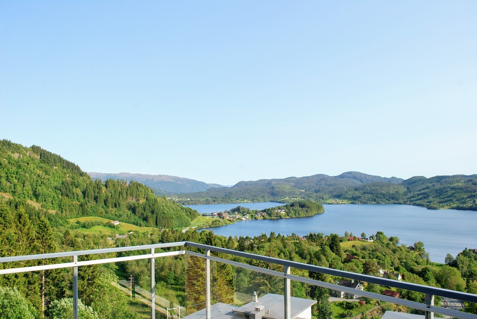 En utsikt en skal lete lenge etter. I kombinasjon med et stille område er dette en nydelig kombinasjon Galleribilde