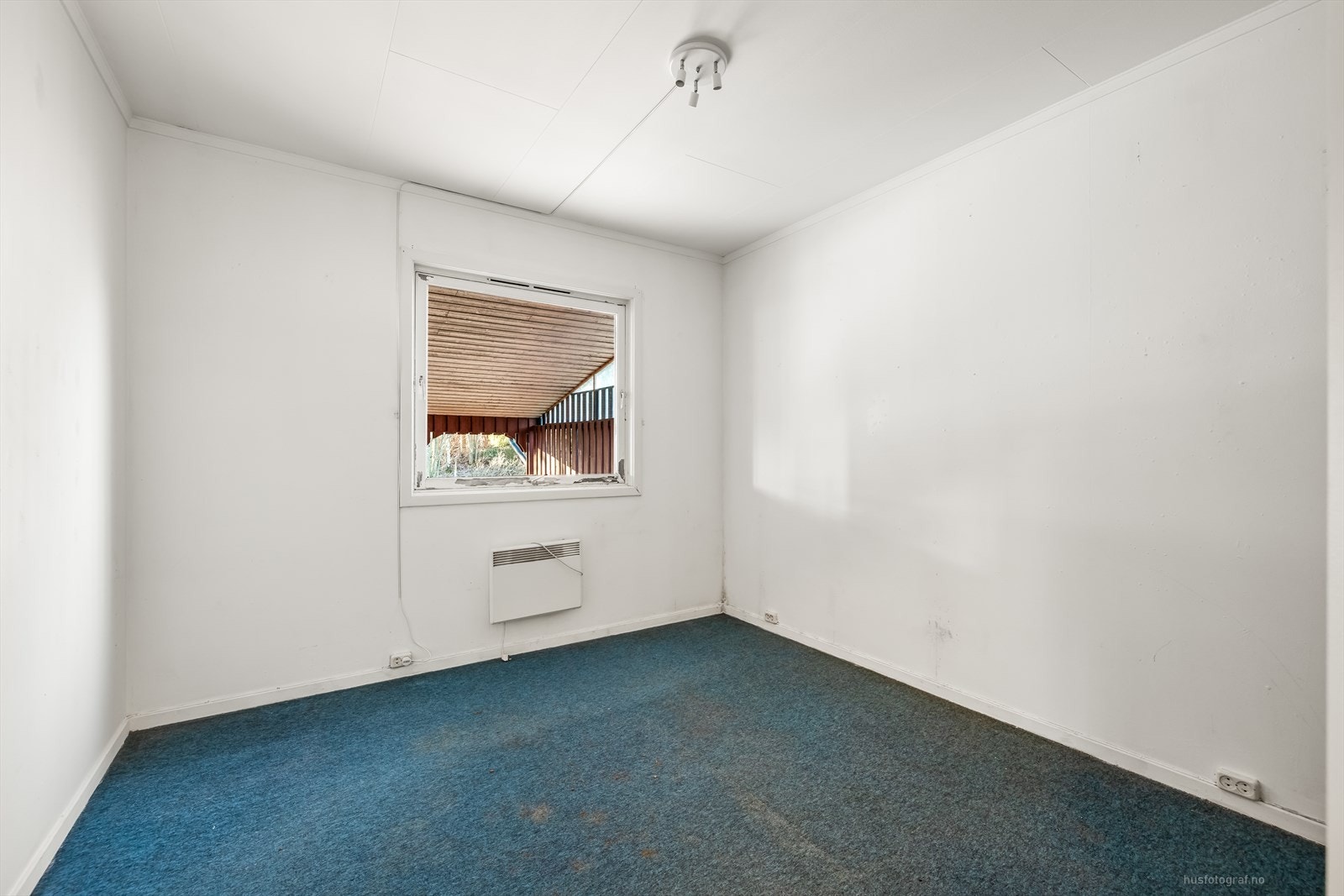 Soverommene kan fint møbleres med seng, garderobeløsning og skrivepult. Galleribilde