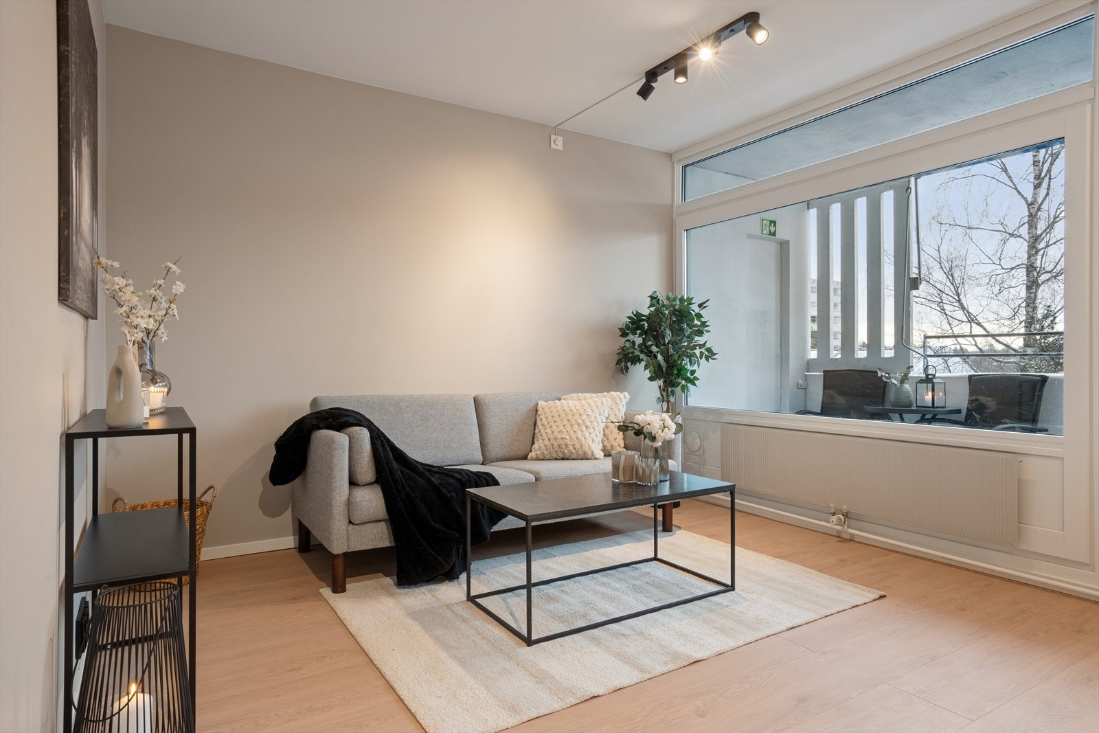 Leiligheten ligger i byggets 3. etasje og har heisadkomst. Galleribilde